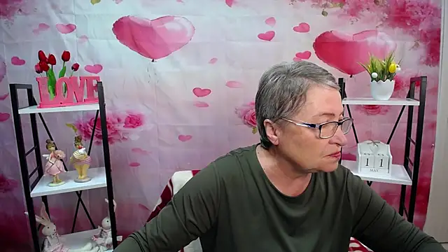 OlgaLuck online show from 05-11-26, 05:13