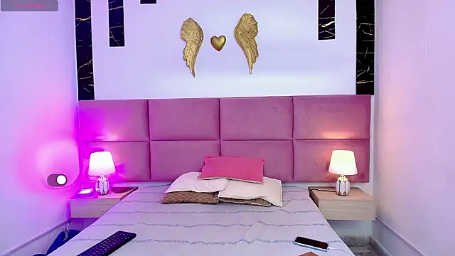 Skyee angel online show from 02-24-26, 07:34