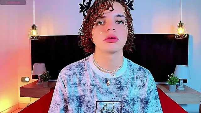 Skyee angel online show from 05-01-26, 01:59
