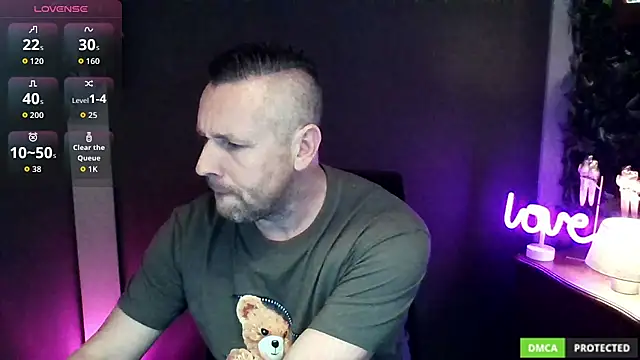 Hunter Fl online show from 11-27-25, 05:04