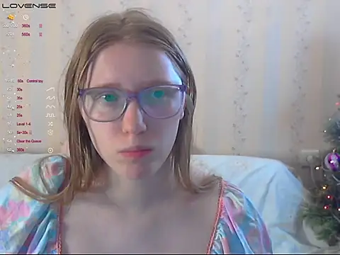 LustfulSarah online show from 03-07-26, 04:04