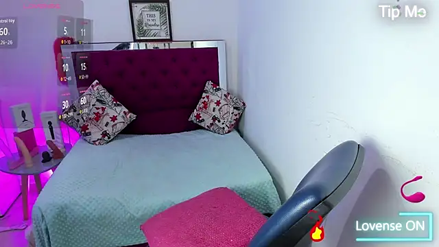 Samantha  F W online show from 06-25-26, 07:29