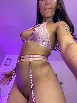 LauraRaider online show from 02-26-26, 08:19