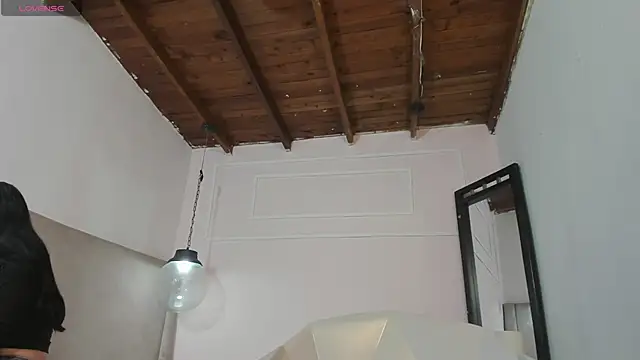Izelevans online show from 05-08-26, 12:32