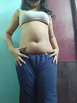 SameeraReddy19 online show from 02-24-26, 01:09