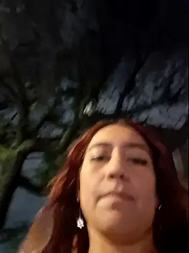 Snapshot of Eveeelyn25 chatting on 12-16-25, 01:21 Eveeelyn25 online show from 12-16-25, 01:21