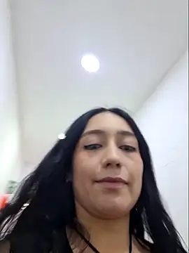 Eveeelyn25 online show from 05-09-26, 10:59
