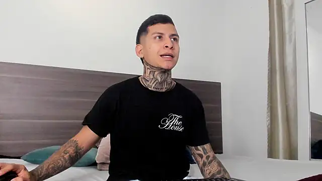 Andrew sanders68 online show from 12-04-25, 11:13