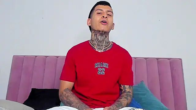 Andrew sanders68 online show from 01-10-26, 07:26