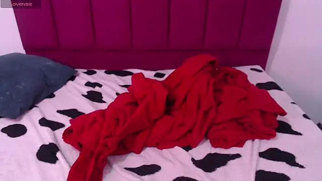 Tinyy Star online show from 12-04-25, 04:11