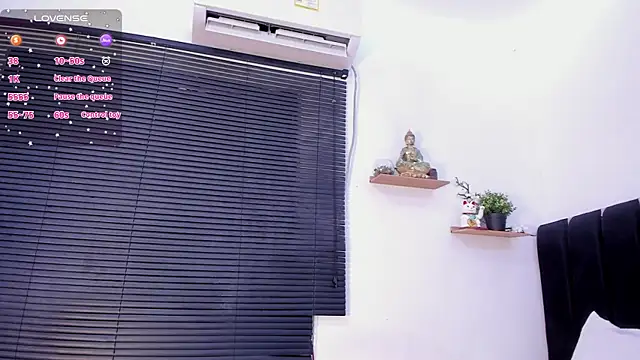 hinnataSmilerr online show from 04-10-26, 09:52