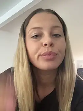 Snapshot of KateAllyaa chatting on 02-02-26, 08:02 KateAllyaa online show from 02-02-26, 08:02