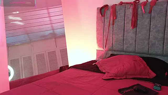 KasandraGrant online show from 12-13-25, 08:47