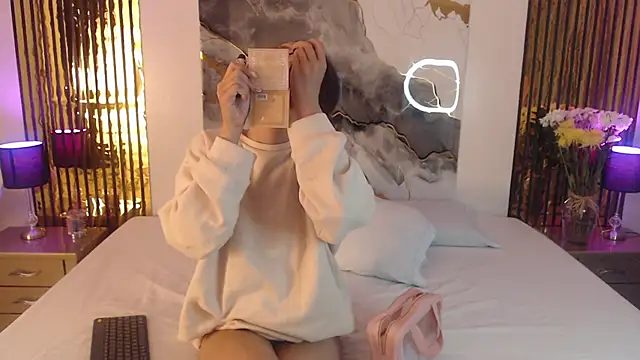 MiticaBrennet  online show from 02-07-26, 03:54