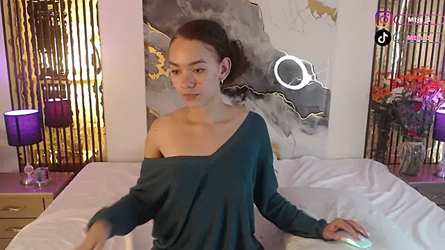 MiticaBrennet  online show from 03-07-26, 03:31