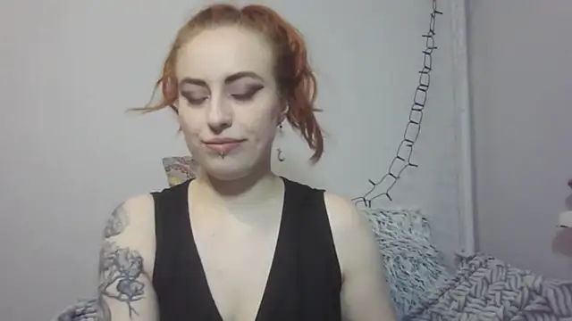 Snapshot of RubyBigBoobs chatting on 01-15-26, 02:54 RubyBigBoobs online show from 01-15-26, 02:54