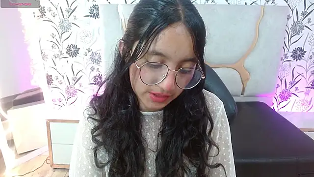 rosee tay1 online show from 02-01-26, 04:00