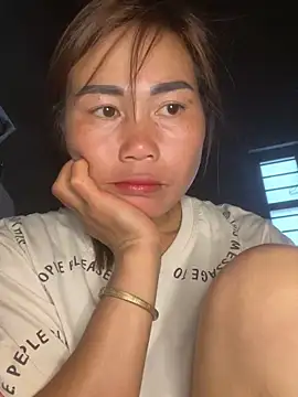 meganmeo online show from 03-18-26, 05:32