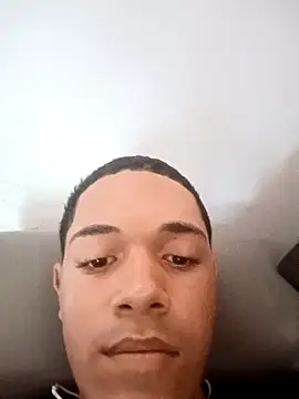 Snapshot of Ruan34635 chatting on 03-29-26, 10:48 Ruan34635 online show from 03-29-26, 10:48