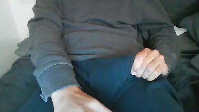 Snapshot of latinman7944 chatting on 02-18-26, 07:48 latinman7944 online show from 02-18-26, 07:48