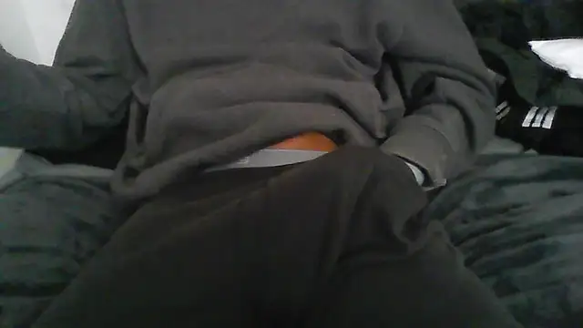 Snapshot of latinman7944 chatting on 03-06-26, 07:49 latinman7944 online show from 03-06-26, 07:49