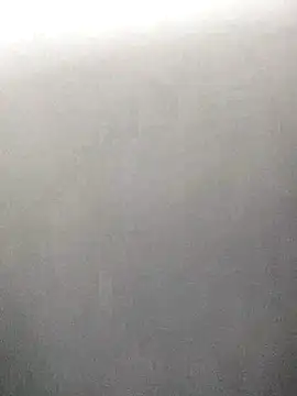 Snapshot of Koma001 chatting on 11-27-25, 07:54 Koma001 online show from 11-27-25, 07:54