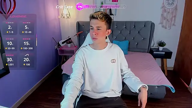 Juaan Diick online show from 03-06-26, 05:09