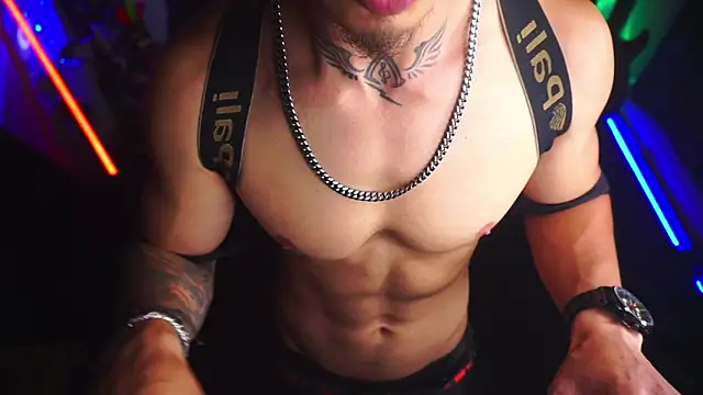 Snapshot of alan-jet chatting on 06-16-26, 01:41 alan-jet online show from 06-16-26, 01:41