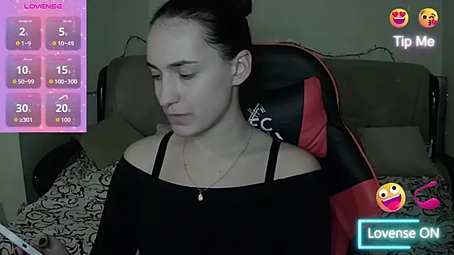 Snapshot of Star_Kate chatting on 11-30-25, 08:57 Star Kate online show from 11-30-25, 08:57