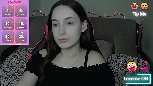 Snapshot of Star_Kate chatting on 12-05-25, 07:10 Star Kate online show from 12-05-25, 07:10