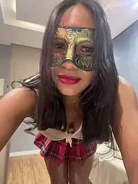 LunnaMaska online show from 12-23-25, 03:15