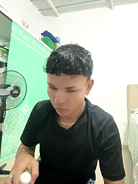 secret justin7 online show from 12-05-25, 11:08