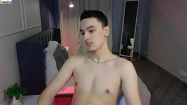 Snapshot of MoonlinSkinn chatting on 03-12-26, 01:12 MoonlinSkinn online show from 03-12-26, 01:12