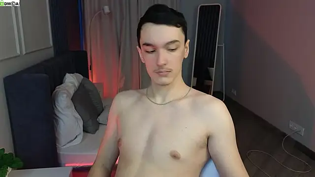 Snapshot of MoonlinSkinn chatting on 03-19-26, 01:09 MoonlinSkinn online show from 03-19-26, 01:09