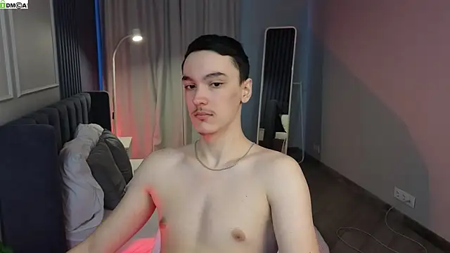 Snapshot of MoonlinSkinn chatting on 03-22-26, 01:09 MoonlinSkinn online show from 03-22-26, 01:09