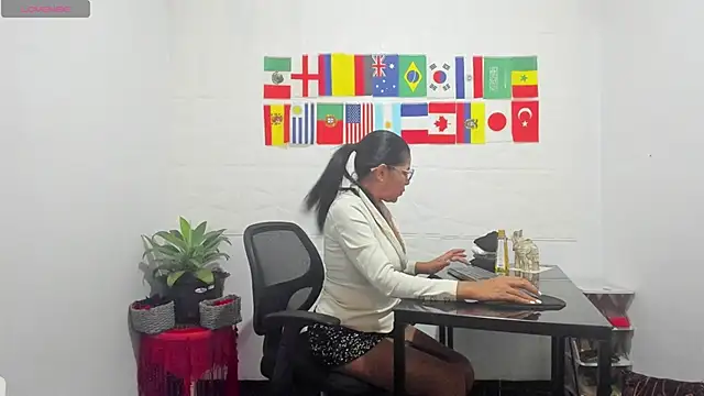 Miss clarepocahose online show from 06-15-26, 01:08