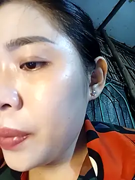 Lin-kute98 online show from 05-02-26, 12:54