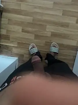 Snapshot of kamal974 chatting on 04-15-26, 06:42 kamal974 online show from 04-15-26, 06:42