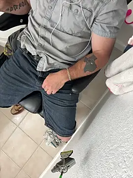 2addictivelyhorny online show from 04-09-26, 12:54