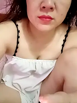 Lily-ross22 online show from 05-23-26, 12:09