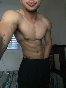 MoreninhoMagrinho online show from 02-11-26, 03:33