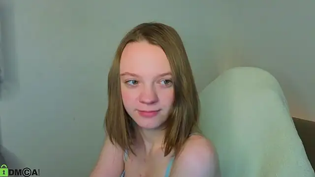 Snapshot of Olivia_Riesz chatting on 03-13-26, 01:12 Olivia Riesz online show from 03-13-26, 01:12