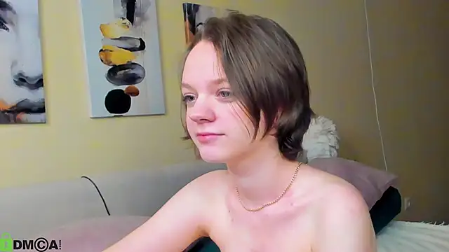 Olivia Riesz online show from 05-02-26, 01:21