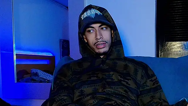 Da usma00 online show from 12-18-25, 07:58