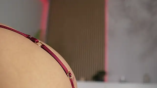 Jessy Cruz  online show from 12-01-25, 05:45