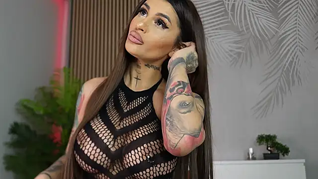 Jessy Cruz  online show from 01-13-26, 05:24