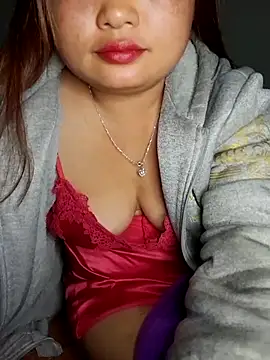 Snapshot of mai-mai-97 chatting on 03-07-26, 04:37 mai-mai-97 online show from 03-07-26, 04:37