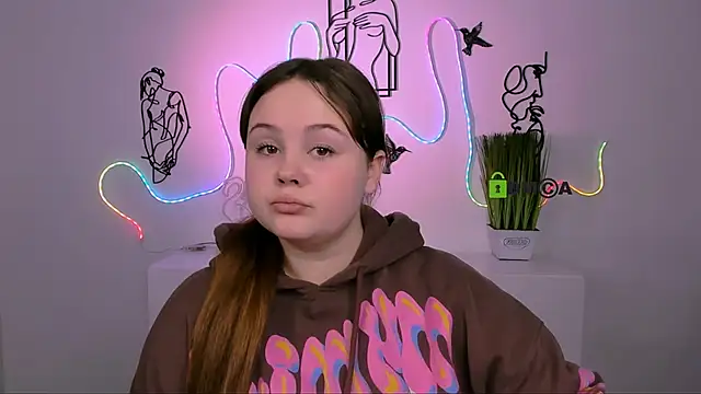 candy flossie1 online show from 12-15-25, 06:17