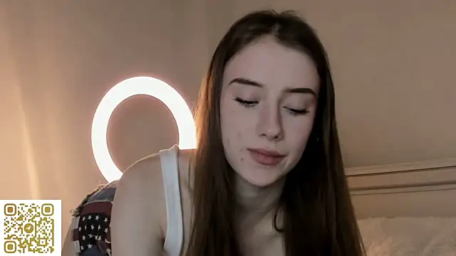 AmyForYouu online show from 02-08-26, 10:13