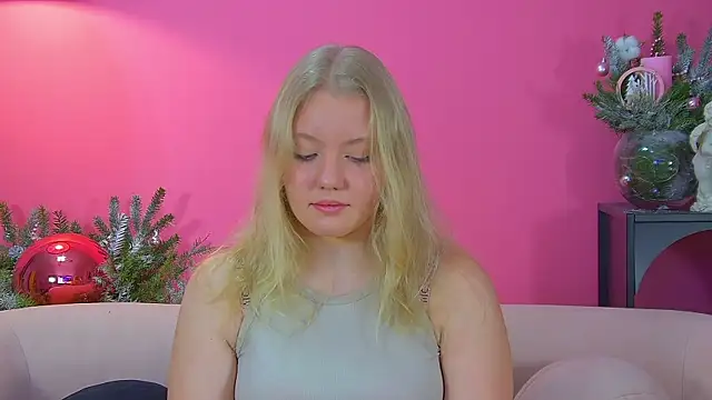 EmilyEvanse online show from 12-15-25, 06:23